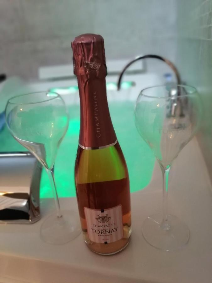La Clef Des Bulles Appartement Épernay Buitenkant foto